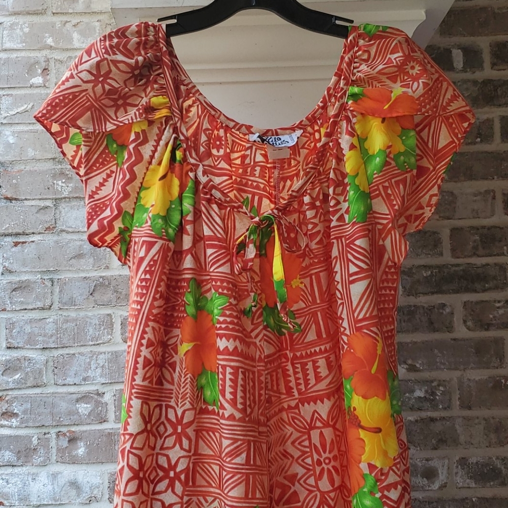 Hilo Hattie's Vintage Hawaiian Hibiscus Dress